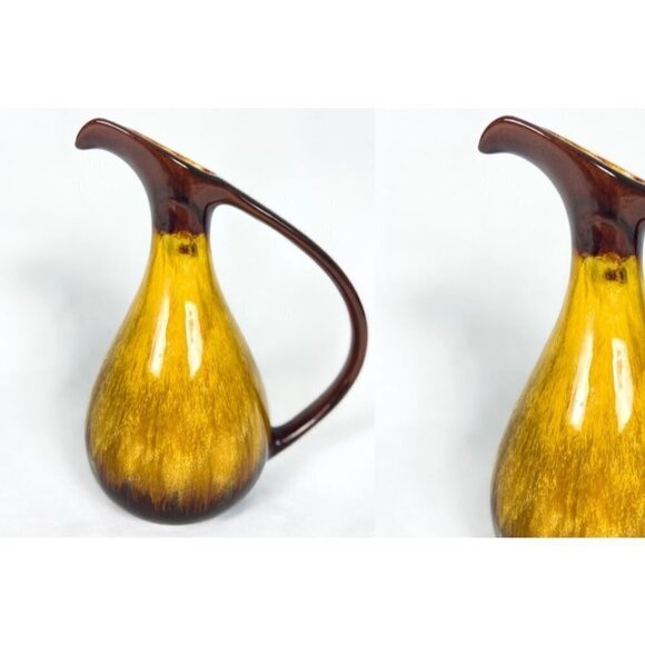 Vintage Blue mountain pottery tall sleek brown gold mid century pitcher vase. - Picture 2 of 9